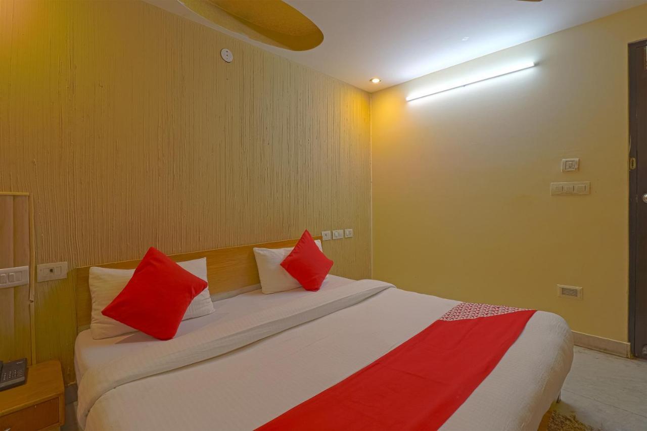 Oyo 834 Shree Balaji Hotel Faridabad Eksteriør billede
