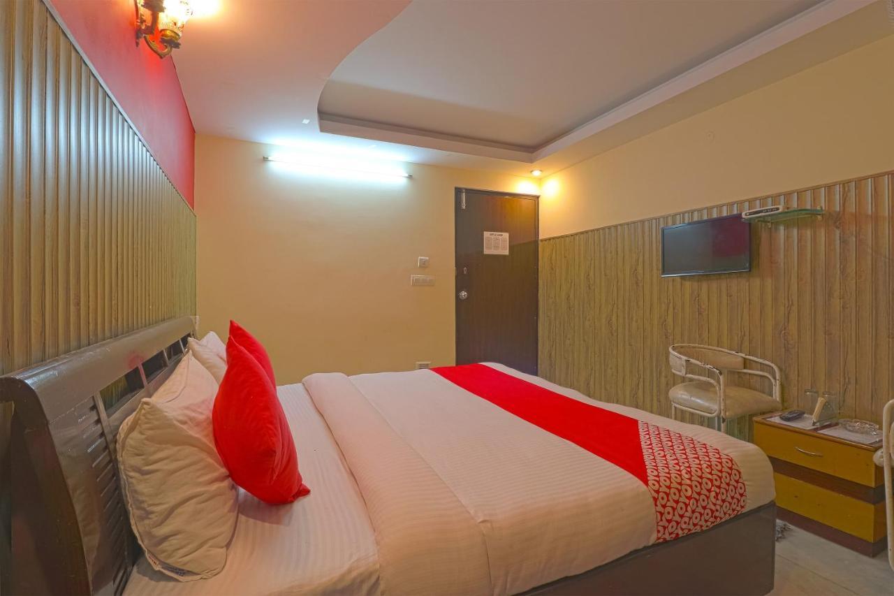Oyo 834 Shree Balaji Hotel Faridabad Eksteriør billede