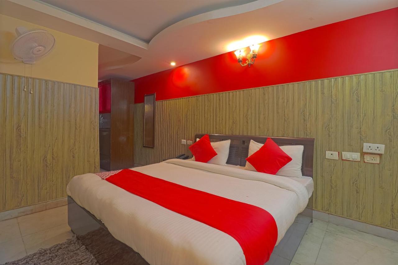 Oyo 834 Shree Balaji Hotel Faridabad Eksteriør billede