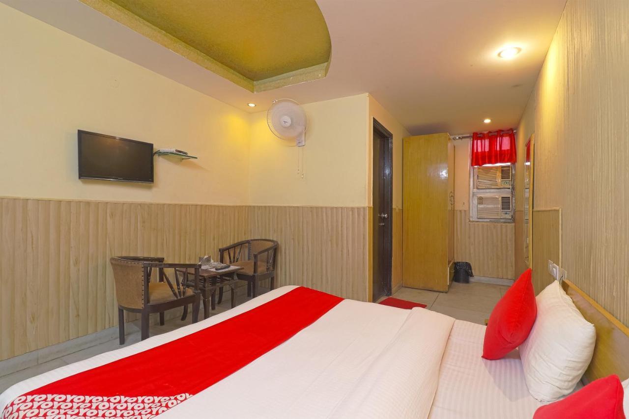 Oyo 834 Shree Balaji Hotel Faridabad Eksteriør billede