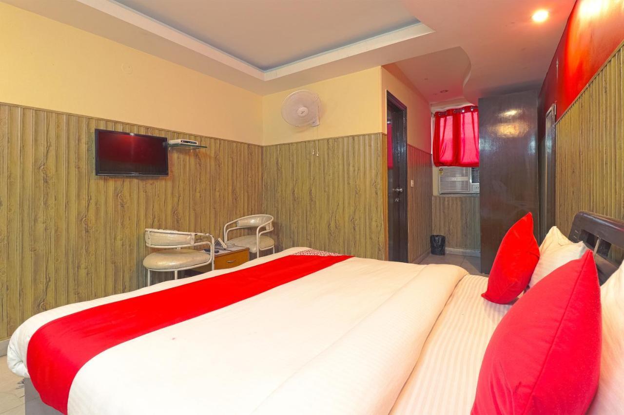 Oyo 834 Shree Balaji Hotel Faridabad Eksteriør billede